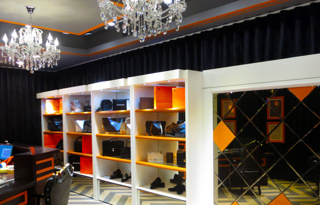 CONTACT 聯繫皮瑪斯2-PRIMA'S皮瑪斯工坊|染整清洗包包／鞋子／皮衣／沙發／皮具。清潔保養手作工藝，恆心護理珍惜風華-PRIMA'S　皮瑪斯工坊。